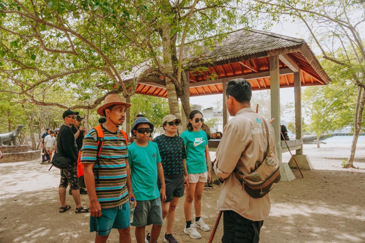 Komodoku One Love Homestay And Tour 라부안 바조 외부 사진
