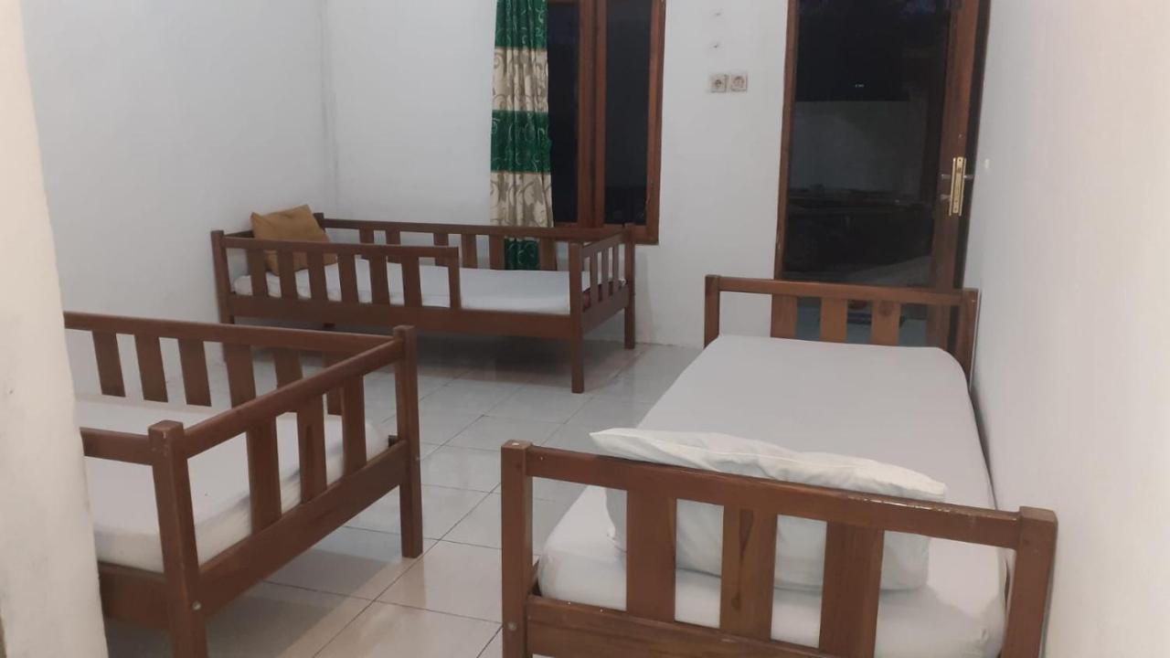 Komodoku One Love Homestay And Tour 라부안 바조 외부 사진